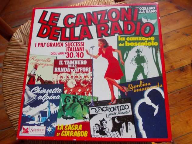 Cofanetto con 10 dischi in vinile