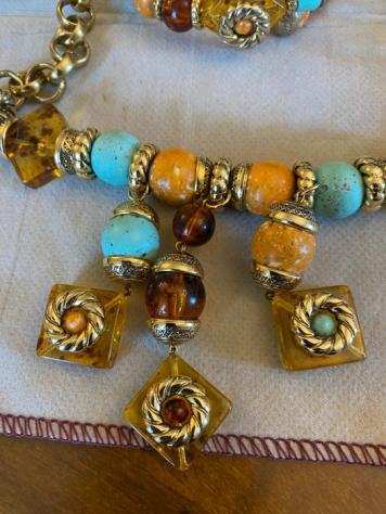 Collana lunga e bracciale in Ambra,pasta digrave turchese e pasta di corallo anni 50 - Parure di gioielli da 2 pezzi