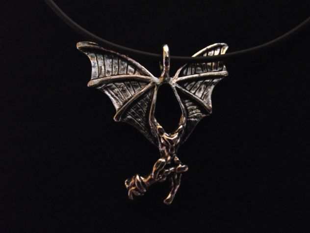 collana necklace pendente gotico pipistrello girocollo Alchemy Gothic bat vampir