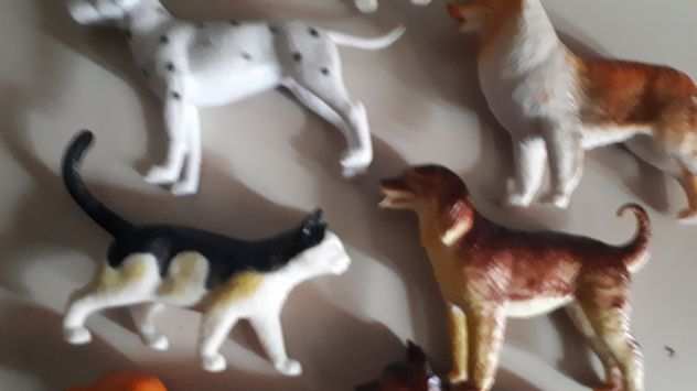 Collezione Cani e Gatti GIocattolo Plastica Dura