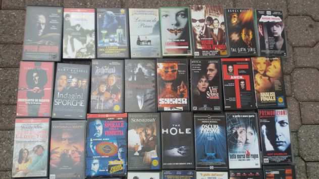 COLLEZIONE VHS COMPLETI DI CUSTODIA ORIGINALE