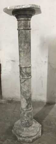 Colonna di marmo di Bardiglio