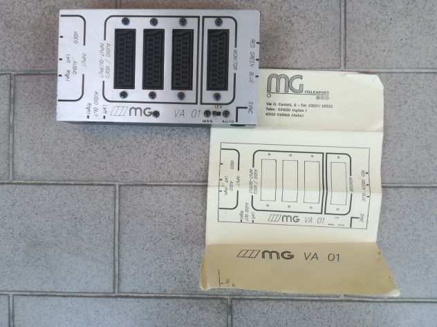 COMMUTATORE VIDEO-AUDIO 3 USCITE SCART  RCA AV