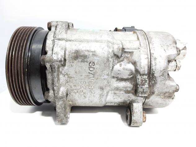 COMPRESSORE AC VOLKSWAGEN Golf 4 Berlina 1J0820803A Diesel (9703)