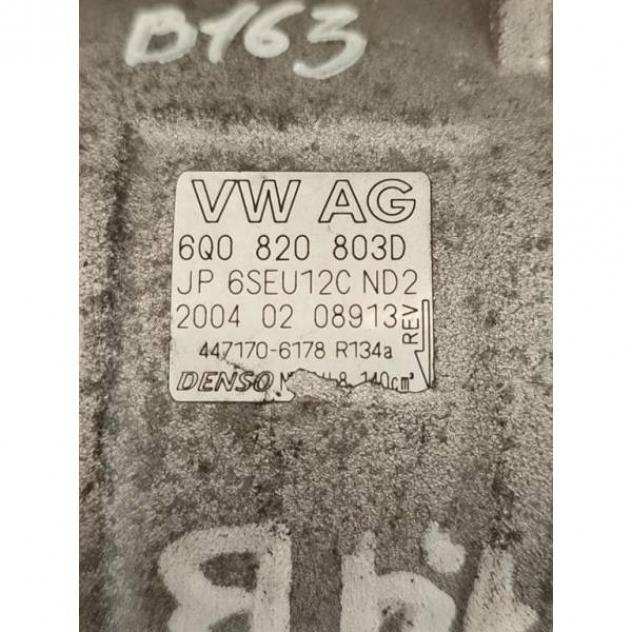 COMPRESSORE AC VOLKSWAGEN Polo 4Acircdeg Serie 6Q0820803D BBZ benzina 1390 (0109)