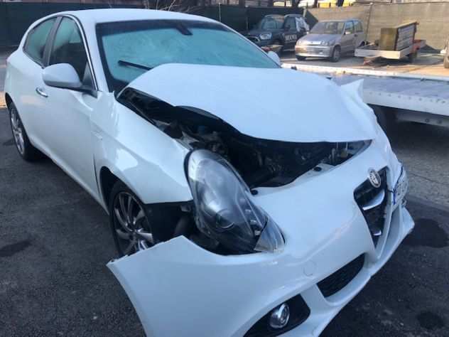 COMPRO AUTO INCIDENTATE DOMODOSSOLA VCO T.3487444558