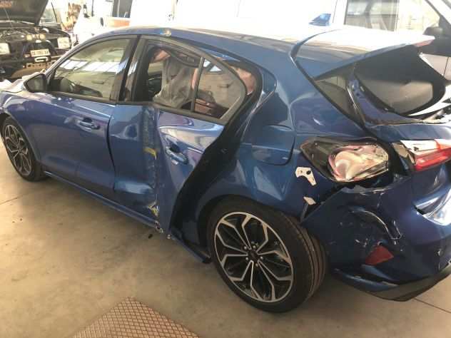 Compro auto incidentate fuse rotte L acquila T 3355609958