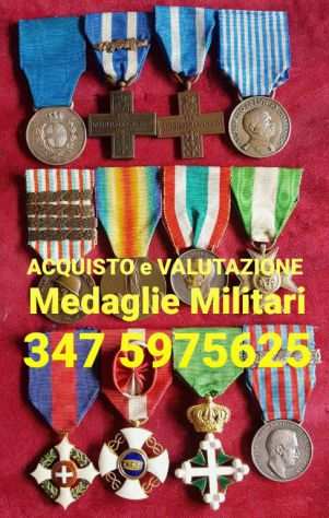 Compro MEDAGLIE MILITARI Elmi e Caschi guerra Pugnali fascisti Cimeli Militari