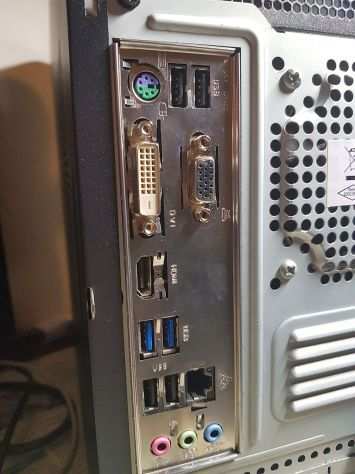 Computer AMD FX-4300 Q.Core,RAM 8GB,disco 500GB,HDMI