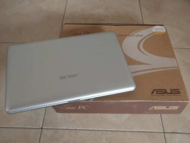 Computer Asus 1215N