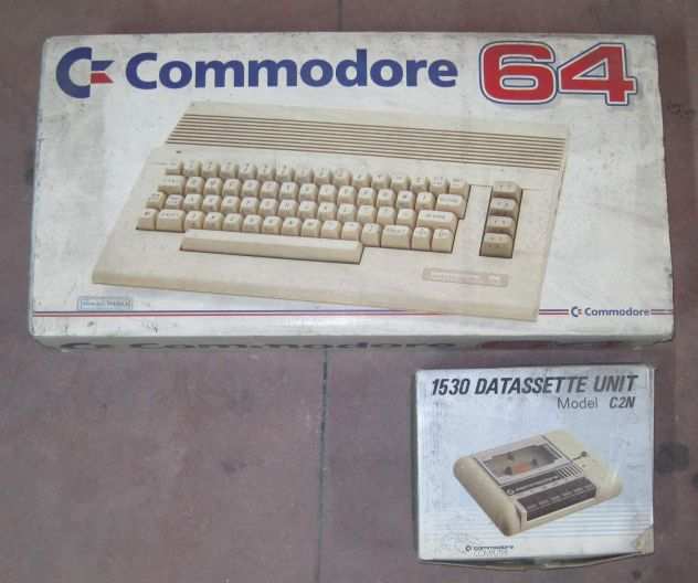Computer Commodore 64 e lettore Datassette Commodore 1530 mod. C2N