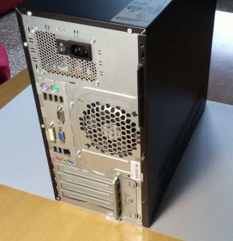 Computer Fujitsu ESPRIMO P520 ricondizionato