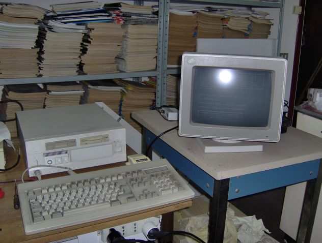 COMPUTER VINTAGE