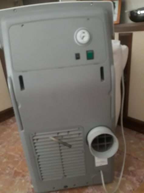 Condizionatore portatile 10000 BTU SAECO