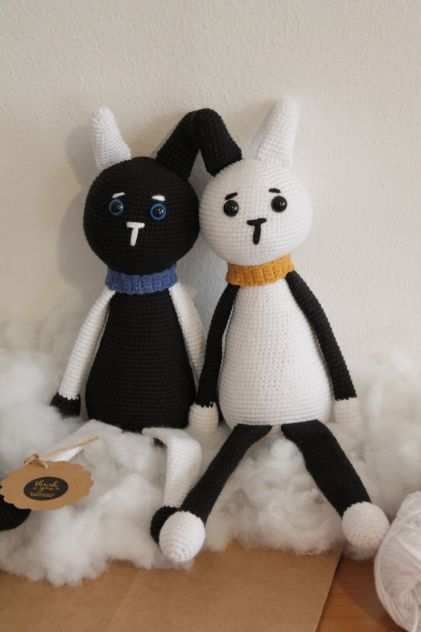 conigli. yin-yang. pupazzi.amigurumi