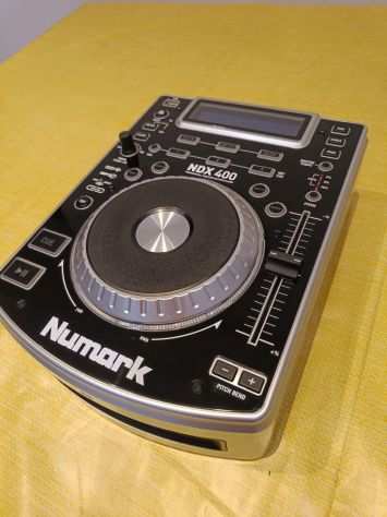 Console per DJ NUMARK NDX 400 in perfette condizioni