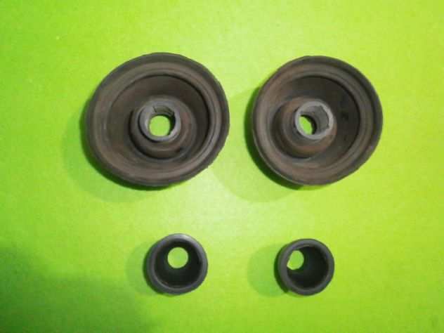 Coppia cuffie semiasse lato cambio Fiat 500 D F L (diam 19mm) NUOVE