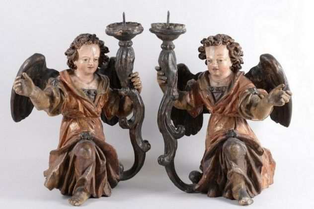 Coppia di angeli candelieri rinascimentali, legno intagliato e dipinto, epoca XV