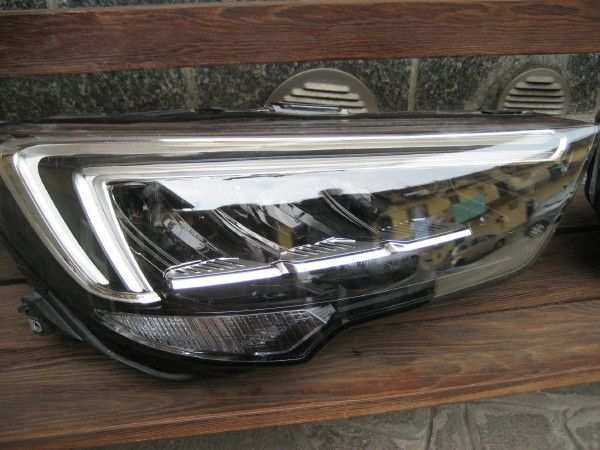 Coppia di fari LED x OPEL Crossland X