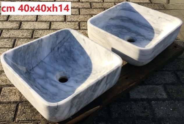 Coppia di lavabo da appoggio in marmo bianco