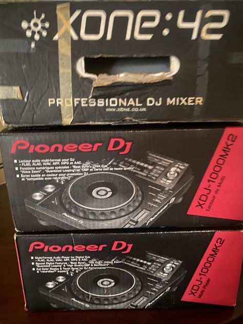 Coppia XDJ 1000  Mixer Xone 42