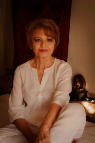 Corinne - TANTRA MASSAGE