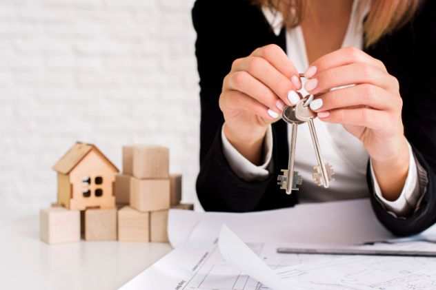 CORSO AGENTE IMMOBILIARE BARI 220 ORE ONLINE