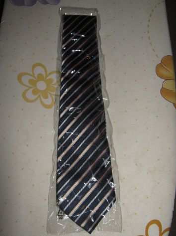 Cravatta elegante Naj-Oleari con righe oblique originale e nuovissima