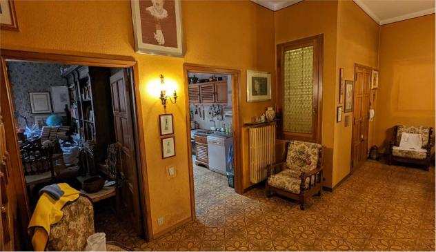 CSGL660 - Apartamento in Str. Maggiore ad.ze P.ta S. Michele