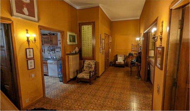 CSGL660 - Apartamento in Str. Maggiore ad.ze P.ta S. Michele