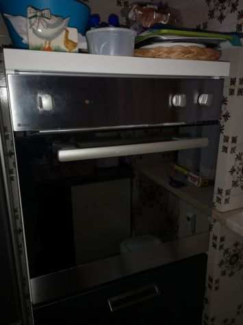 Cucina usata con forno NARDI e gas DE LONGHI L363cm