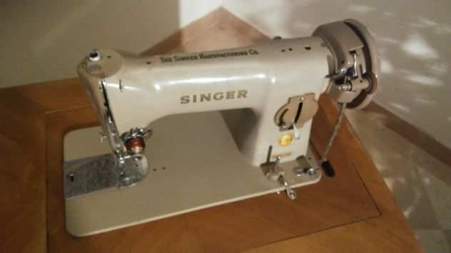 CUCITRICE SINGER A PEDALI VINTAGE