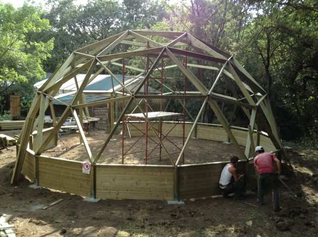 CUPOLA GEODETICA progettazione strutture prefabbricate gazebo in legno