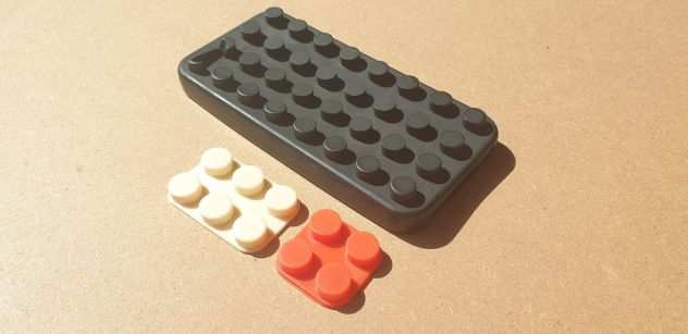 Custodia per iPhone 44S siliconata effetto Lego