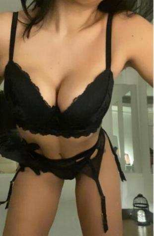 DAFNE FONTAMARA 