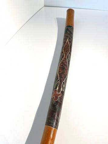 Didgeridoo con decorazioni aborigene australiane - Didgeridoo - Australia