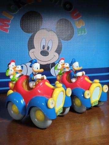 Disney - 2 model car - Disney Italia