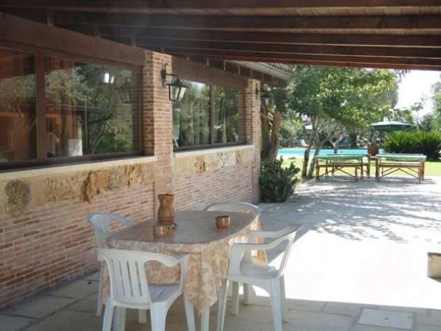 Disponibili 5 bungalow con piscina vicino Gallipoli 