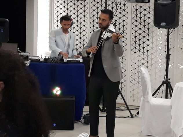 DJ ANIMAZIONE KARAOKE PER UNA FESTA DA RICORDARE