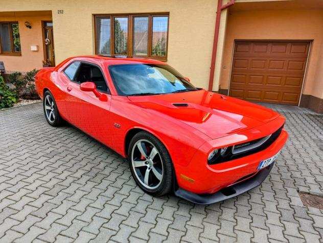 Dodge - Challenger SRT-8 Hemi 6.4L 392 - NO RESERVE - 2014