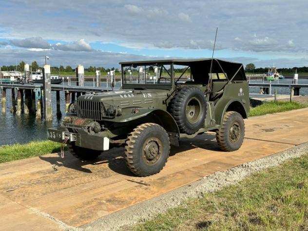 Dodge - WC57 Command Car - 1942