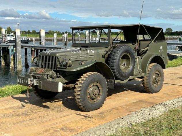 Dodge - WC57 Command Car - 1942