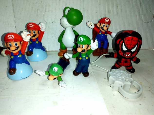 DRAGHETTO YOSHI NINTENDO , SUPER MARIO E LUIGI E ALTRI PERSONAGGI