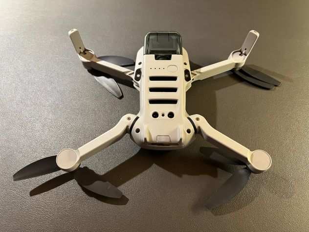 Drone DJI Mini 2 Fly More Combo con filtri ND