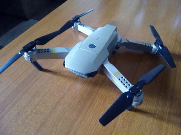Drone Pieghevole E58 2.4ghz HD