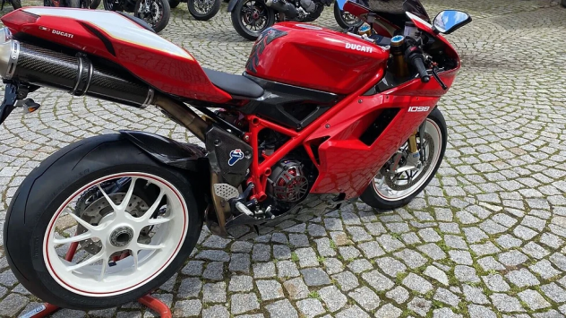 Ducati 1098 R