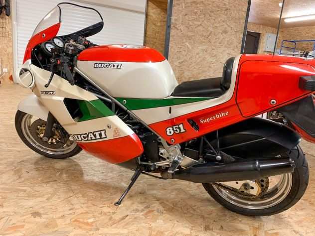 Ducati 851 Strada Tricolore