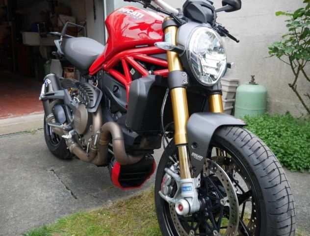 Ducati Monster 2014