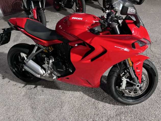 Ducati supersport 950