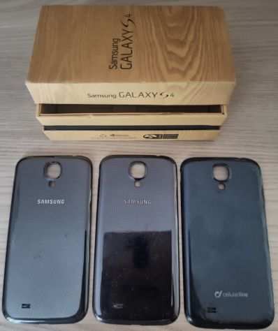 due batterie originali 2600 mAh x Samsung S4 Galaxy funzionanti  tre Custodie